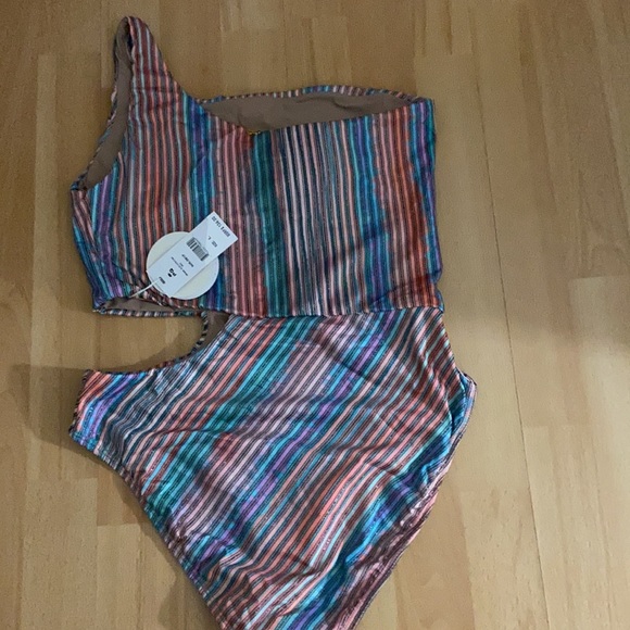 PQ - Picture 4 of 10